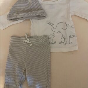 Adorable Elephant Baby 3 Piece Outfit Set 3-6m Carter’s